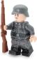 Preview: Deutscher Wehrmacht Soldat mit Kar98k aus LEGO® Steinen